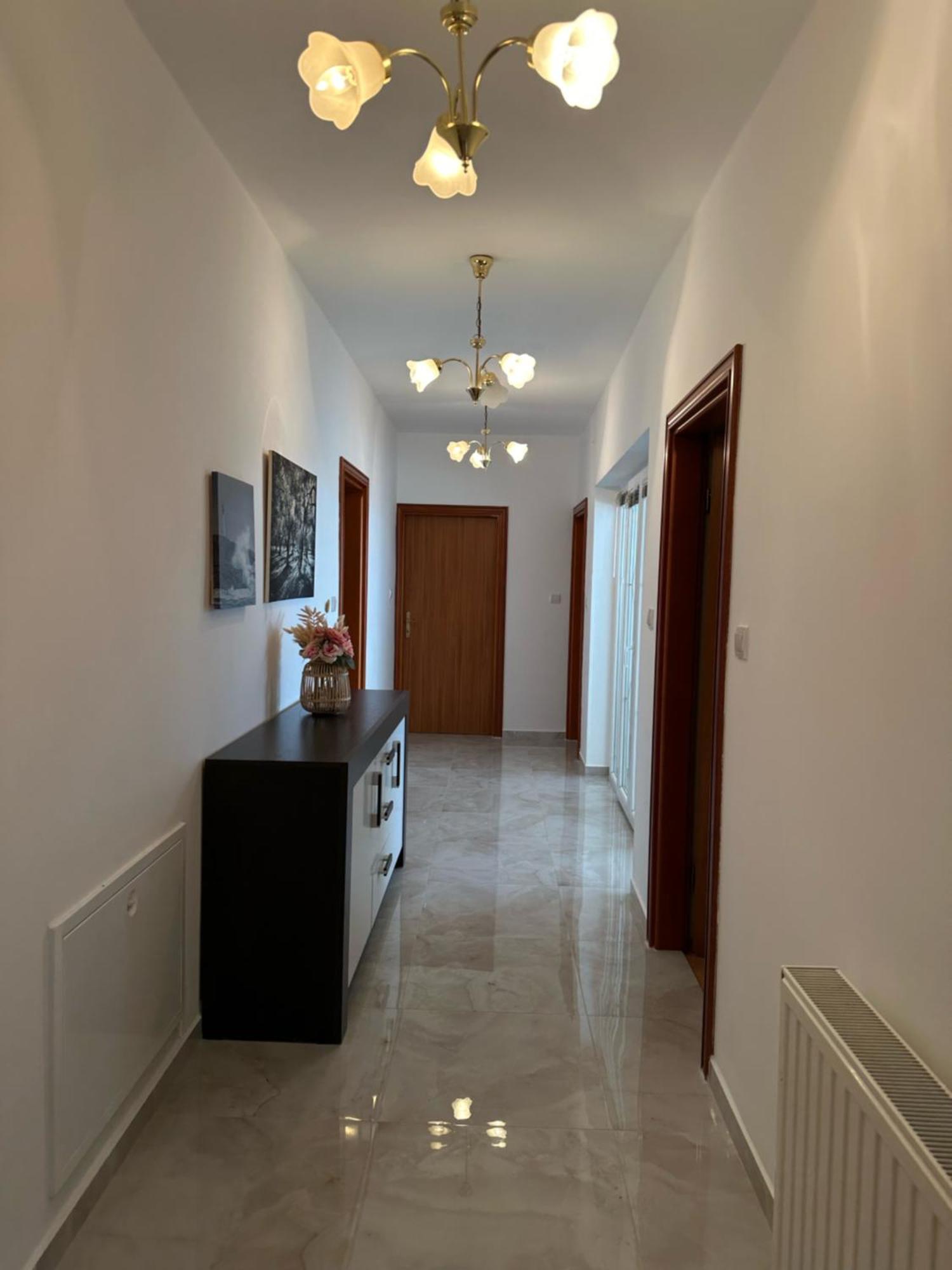 Apartmani Sandra Malinska Sveti Vid-Miholjice Ngoại thất bức ảnh